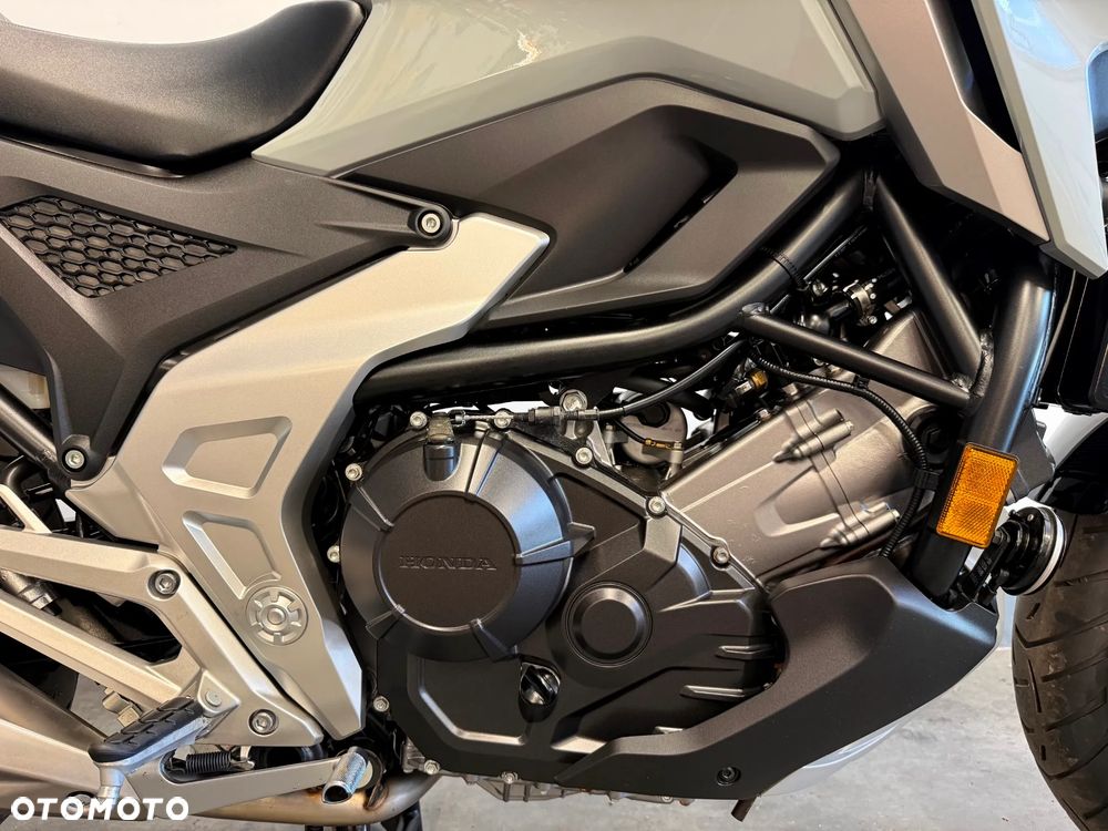 Honda NC - 15