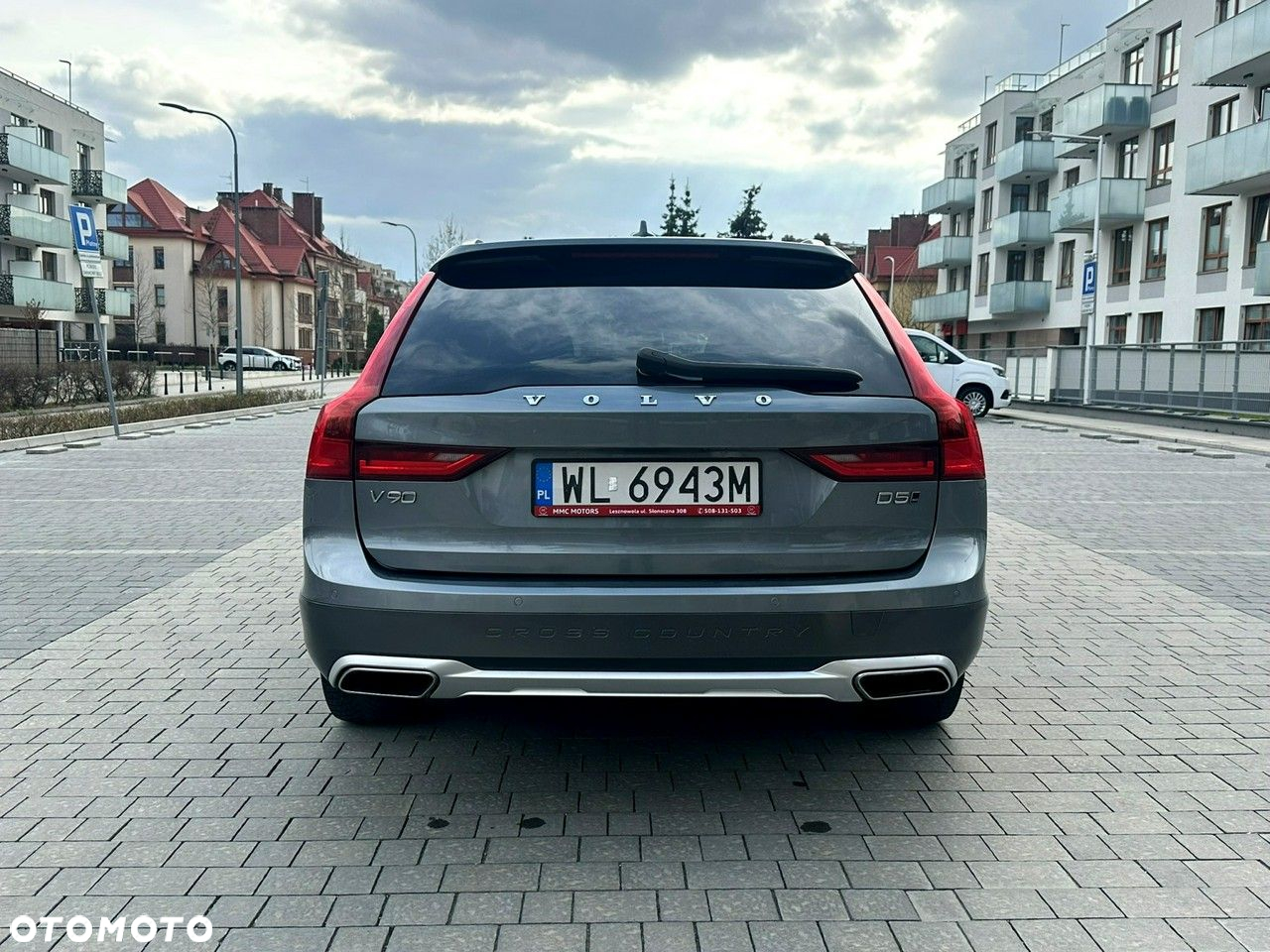Volvo V90 Cross Country D5 SCR AWD Pro - 4