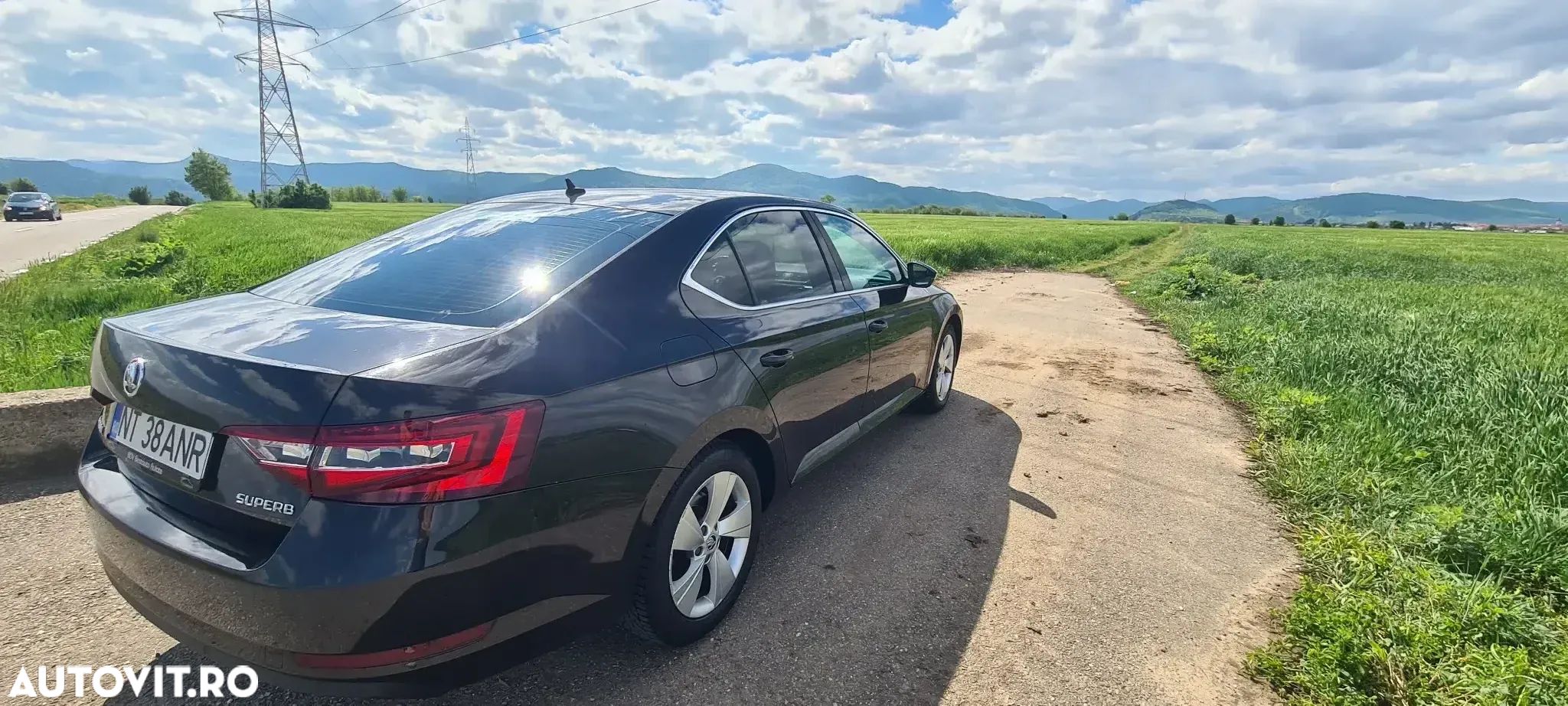 Skoda Superb 2.0 TDI Ambition - 1