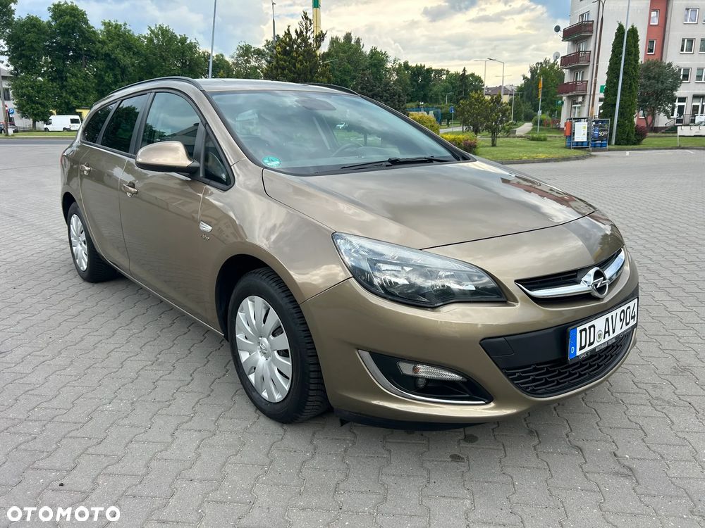 Opel Astra 1.4 Turbo - 4