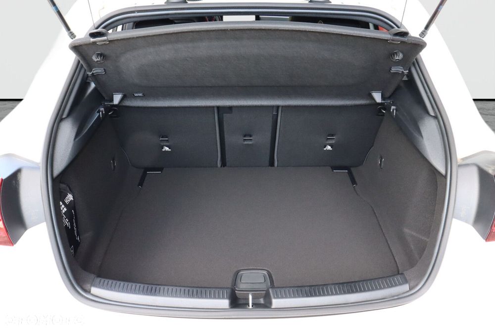 Mercedes-Benz Klasa A 200 AMG Line 7G-DCT - 17