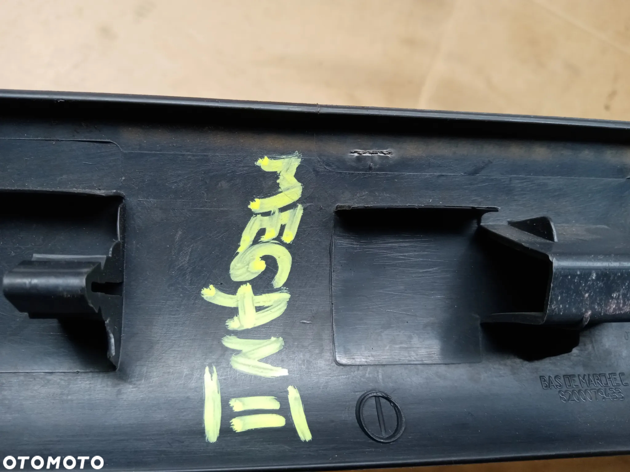 Listwa drzwi prawych prawa Renault Megane II 2 8200079433 - 7