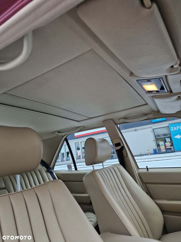 Mercedes-Benz W124 (1984-1993) - 32