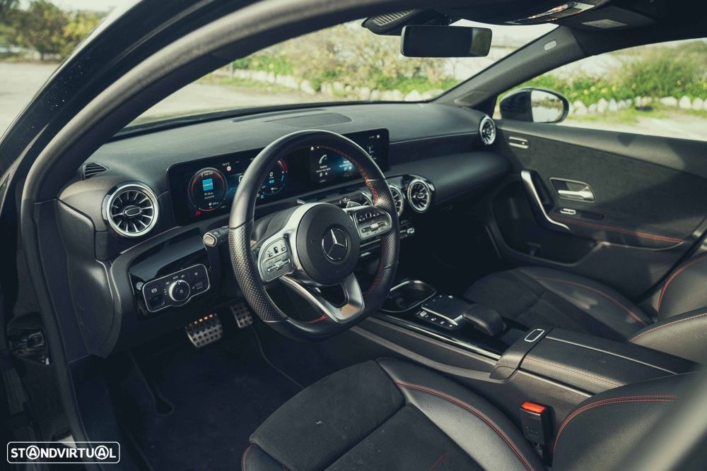 Mercedes-Benz A 250 Limousine e AMG Line - 10