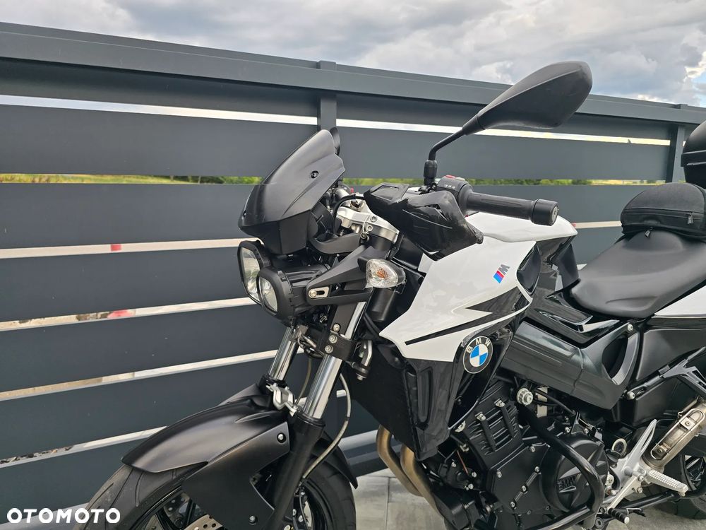 BMW F - 8