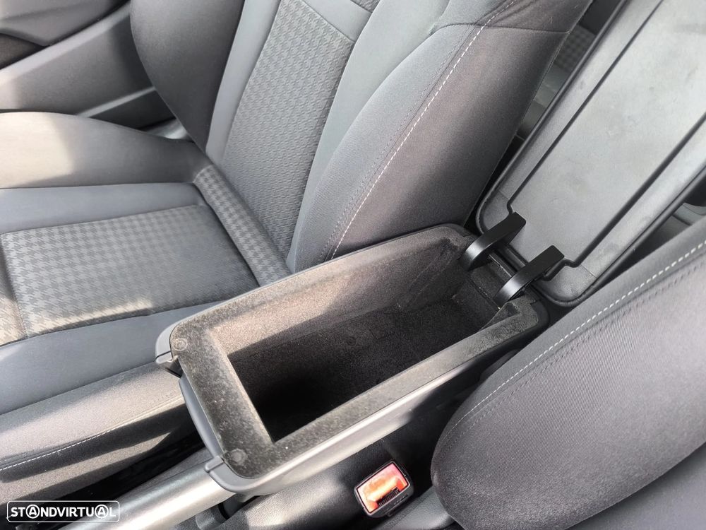 Audi A1 1.2 TFSI Sport - 38