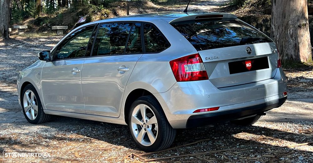 Skoda Rapid Spaceback 1.6 TDi Elegance - 10