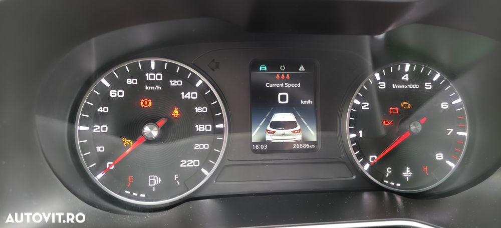 MG ZS 1.5 GSL 5MT Excite - 10