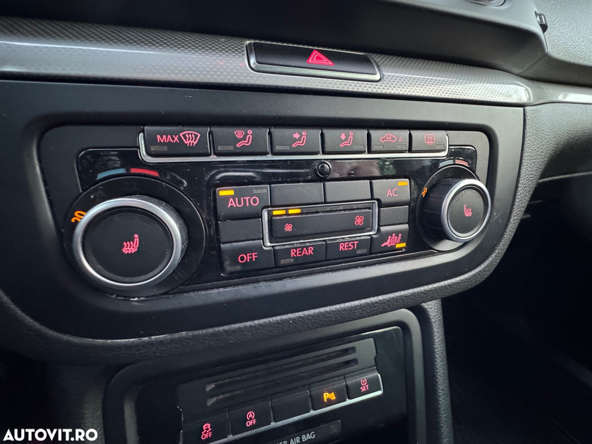 Volkswagen Touran 1.9 TDI Conceptline - 6
