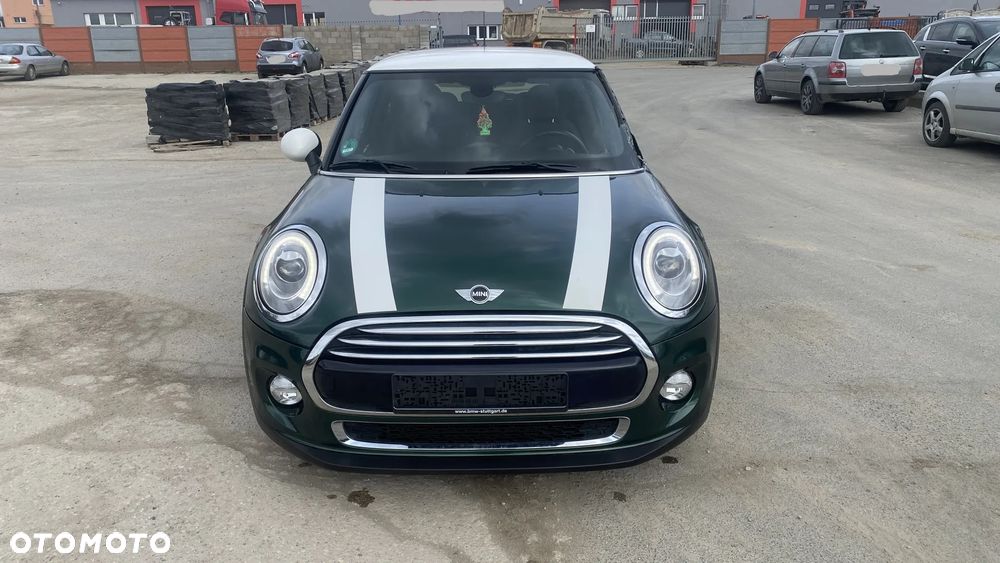 MINI Cooper Seven - 6