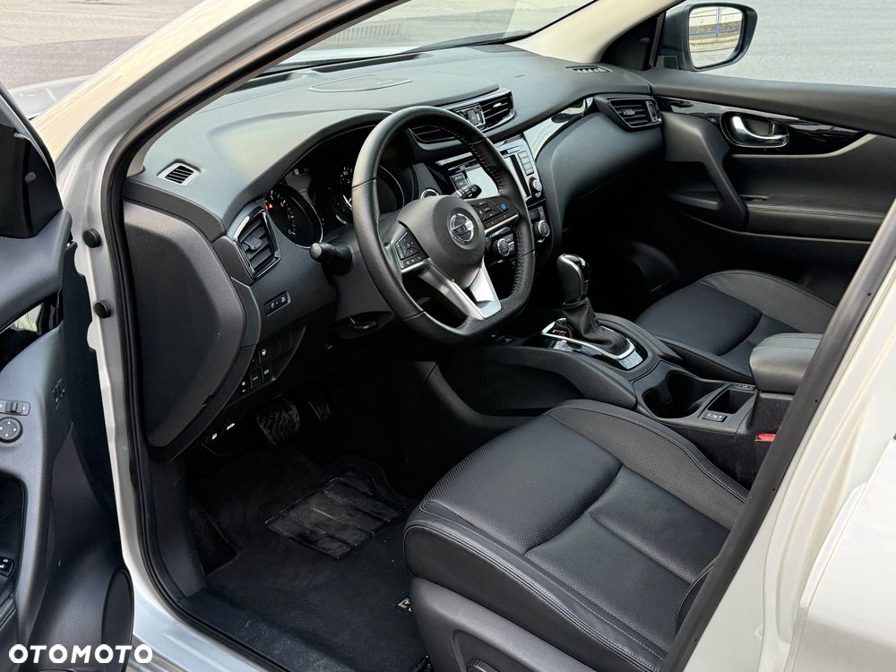 Nissan Qashqai - 10