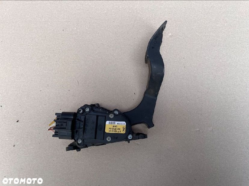 4S61-9F836 potencjometr pedał gazu ford fiesta mk6 lift - 1