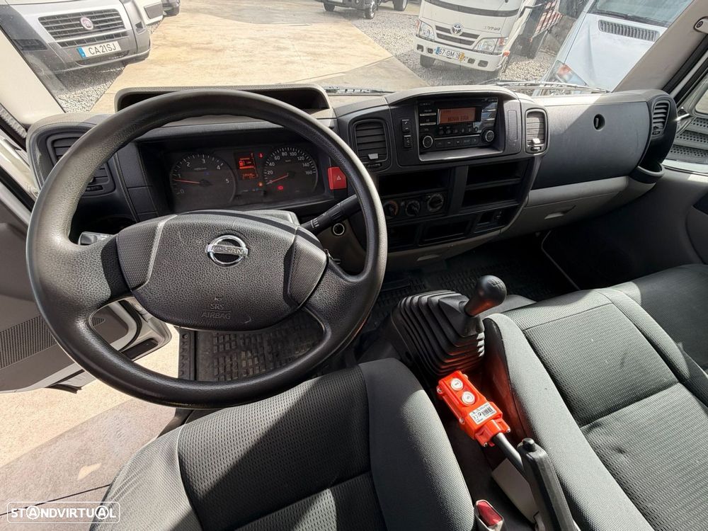 Nissan Cabstar Tri-basculante - 13