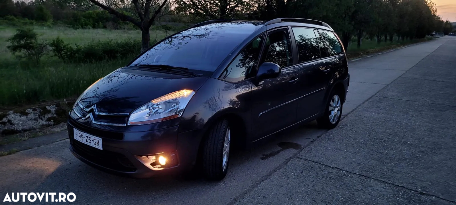 Citroën C4 Picasso 1.8 16V 7-Sitzer Confort - 5