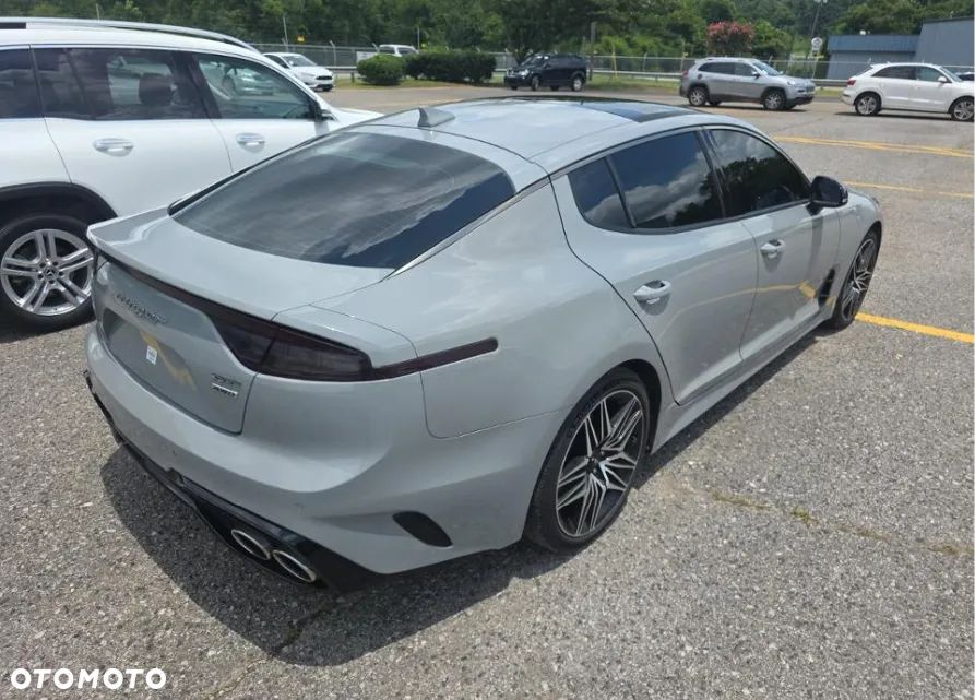Kia Stinger 3.3 T-GDI V6 GT AWD - 4