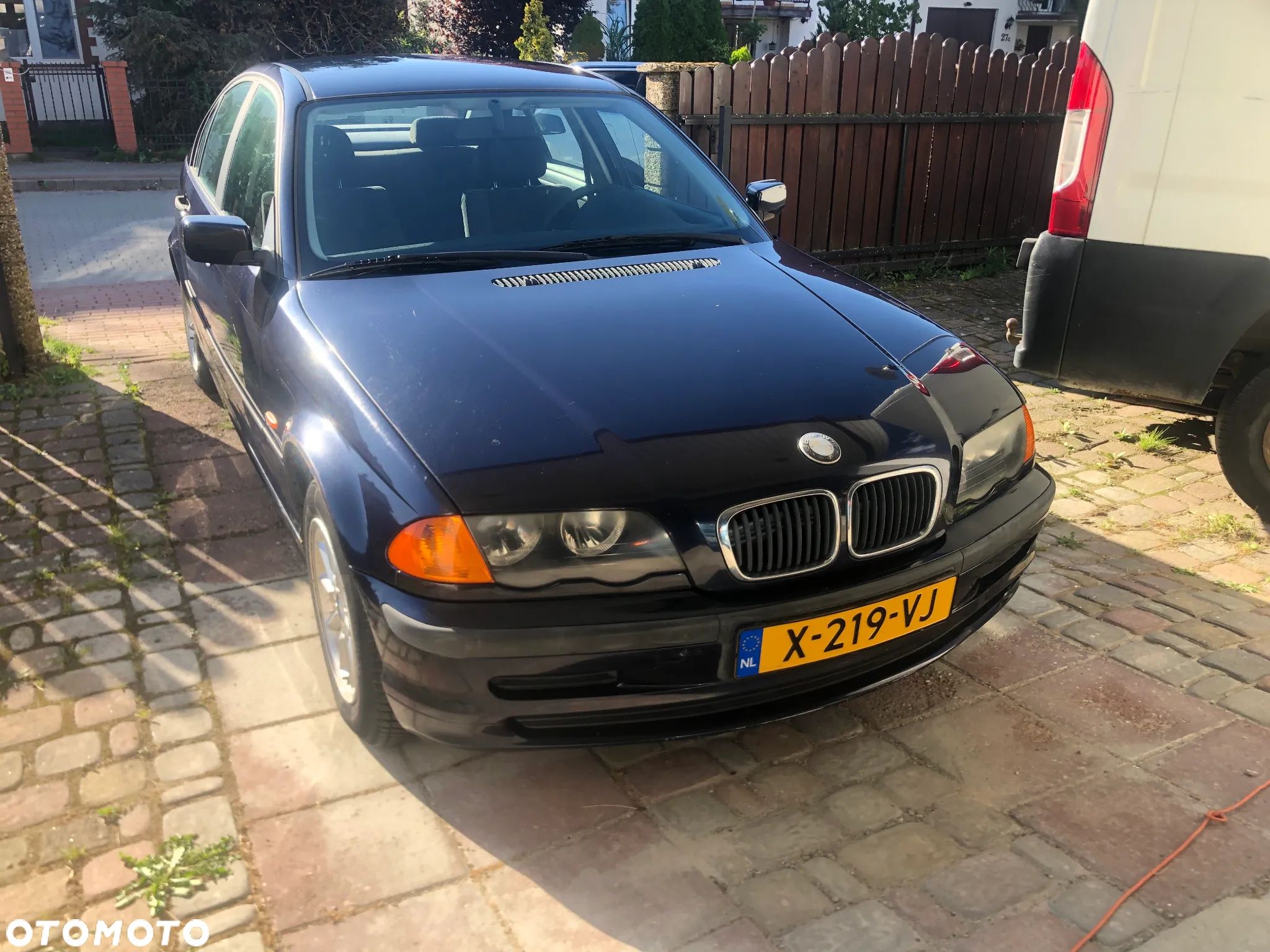 BMW Seria 3 - 1