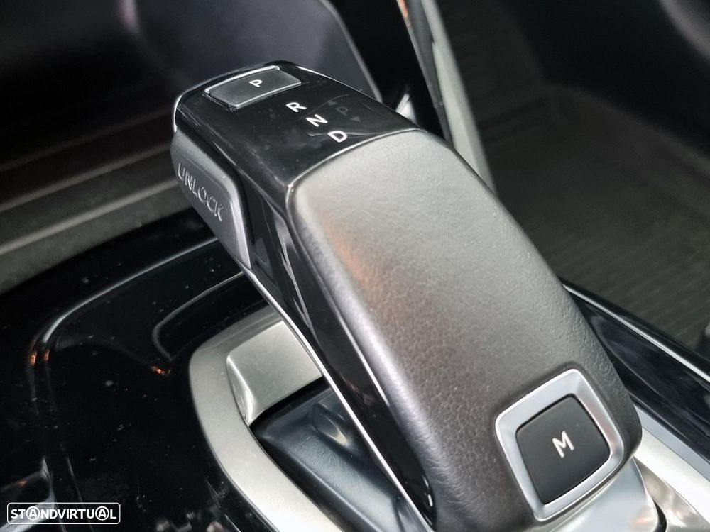 Peugeot 208 1.2 PureTech Allure Pack EAT8 - 40