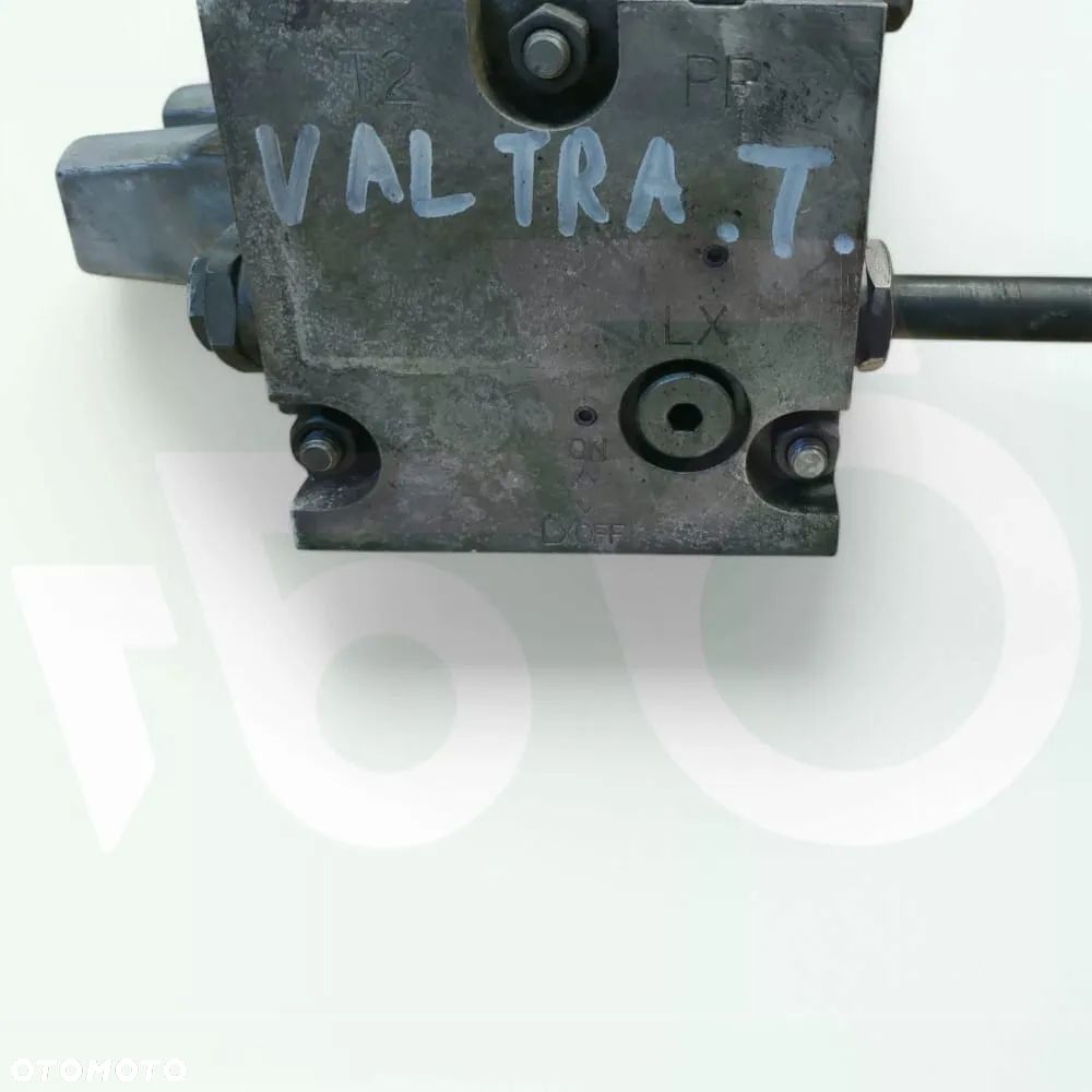 Rozdzielacz hydrauliczny V35230400 V39754200 Valtra T 161 - 11