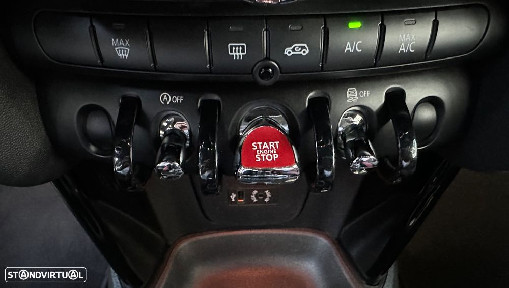 MINI 3 Portas John Cooper Works Auto Desportiva - 25