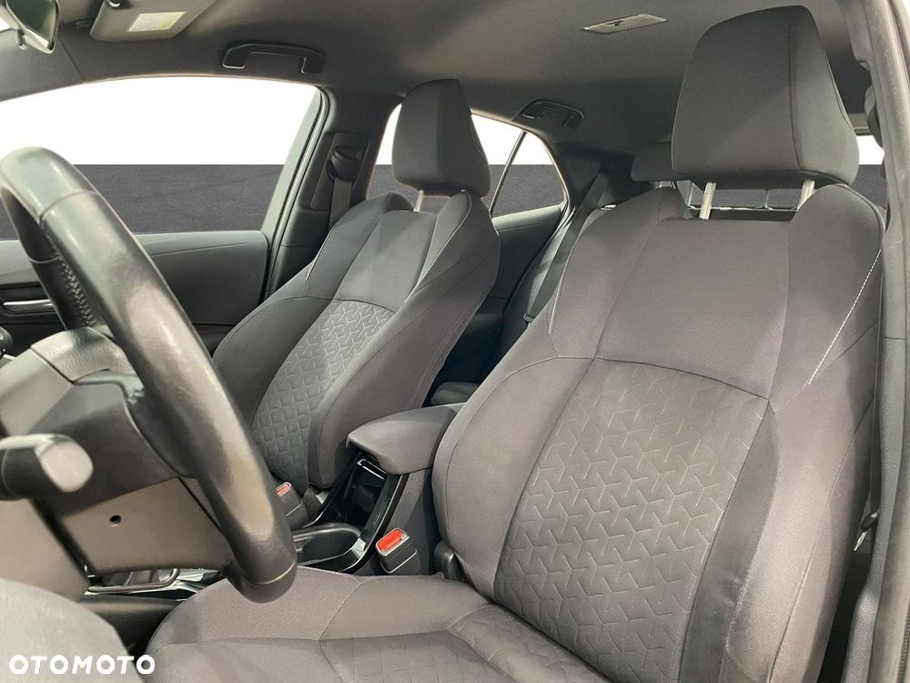 Toyota Corolla - 25