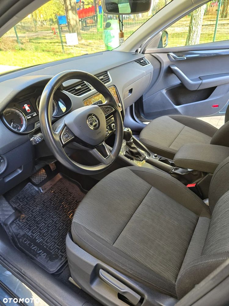 Skoda Octavia 2.0 TDI SCR Style DSG - 18