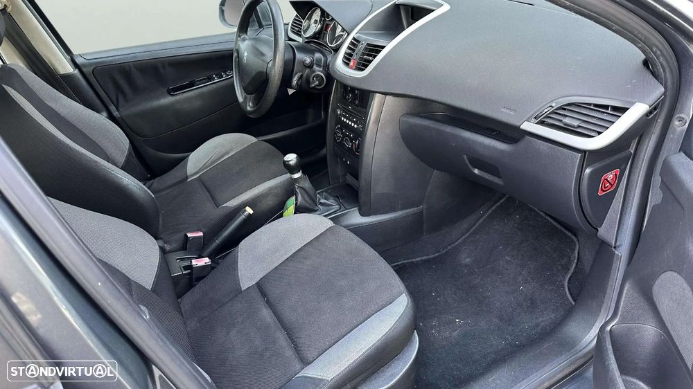 Peugeot 207 SW 1.6 HDi Sport - 13