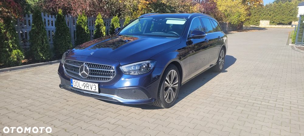 Mercedes-Benz Klasa E 220 d T 9G-TRONIC Edition AVANTGARDE - 2