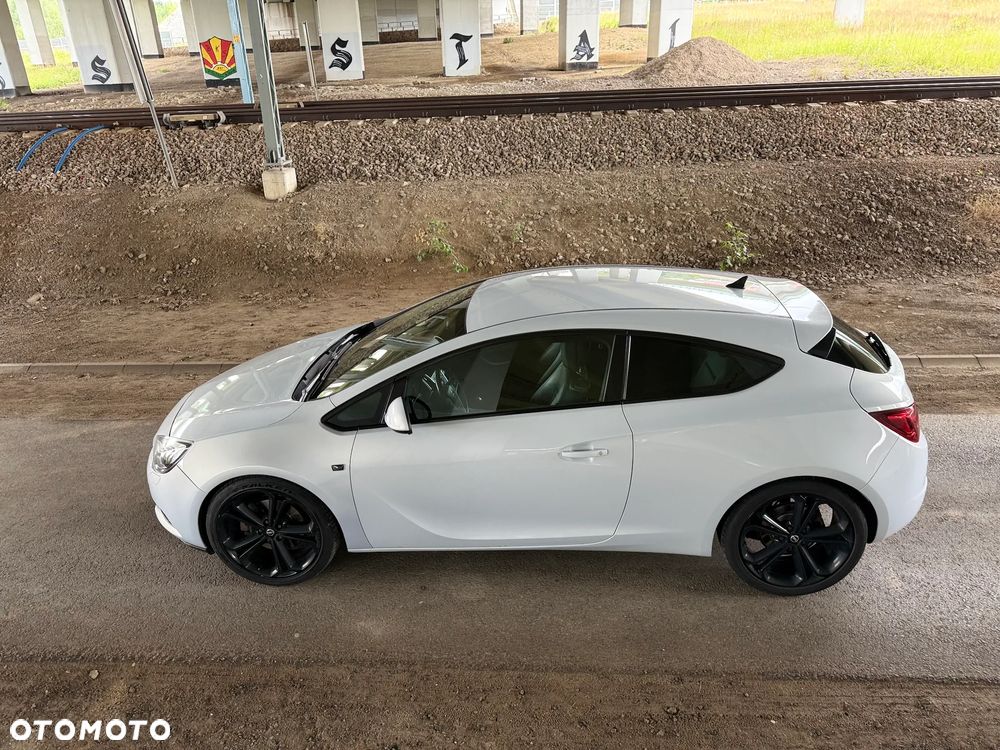Opel Astra GTC 2.0 CDTI ecoFLEX Start/Stop - 17