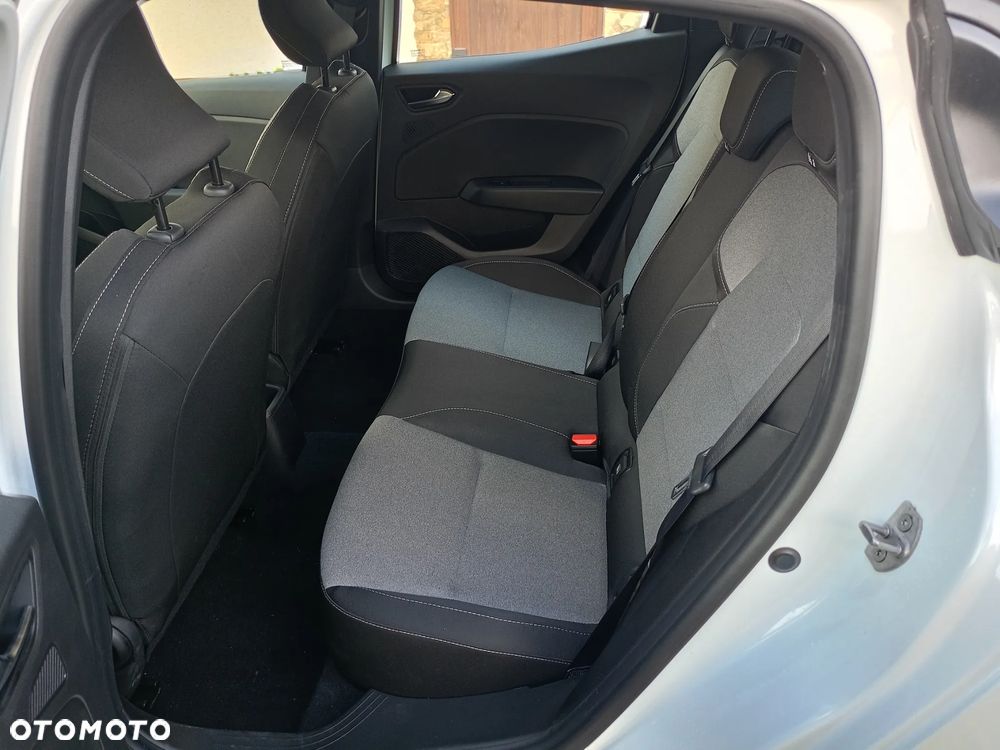 Renault Clio TCe 90 EVOLUTION - 7