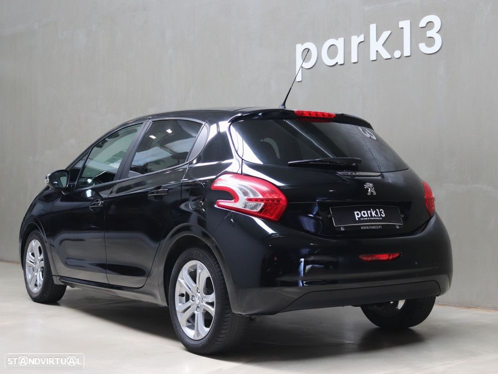 Peugeot 208 1.2 PureTech Active - 26