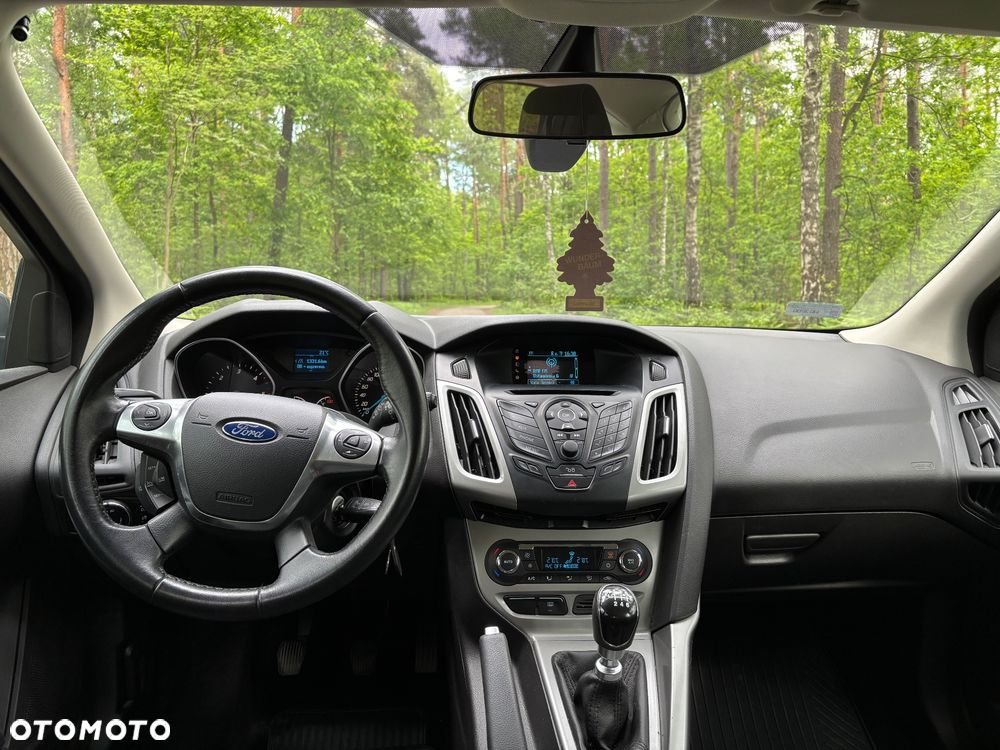 Ford Focus - 10