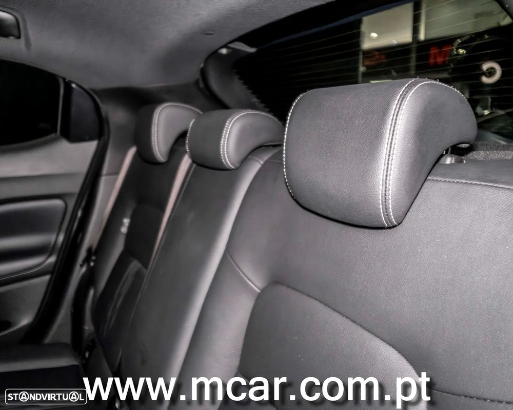 Nissan Juke 1.0 DIG-T Tekna DCT - 8