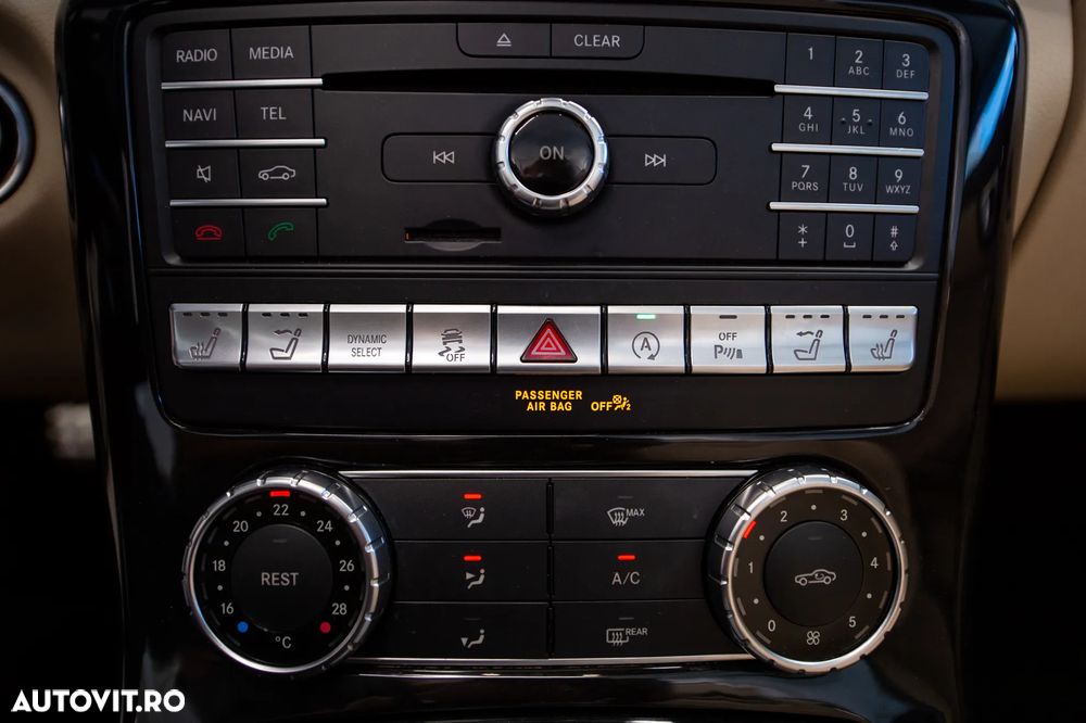 Mercedes-Benz SLC 300 9G-TRONIC - 28