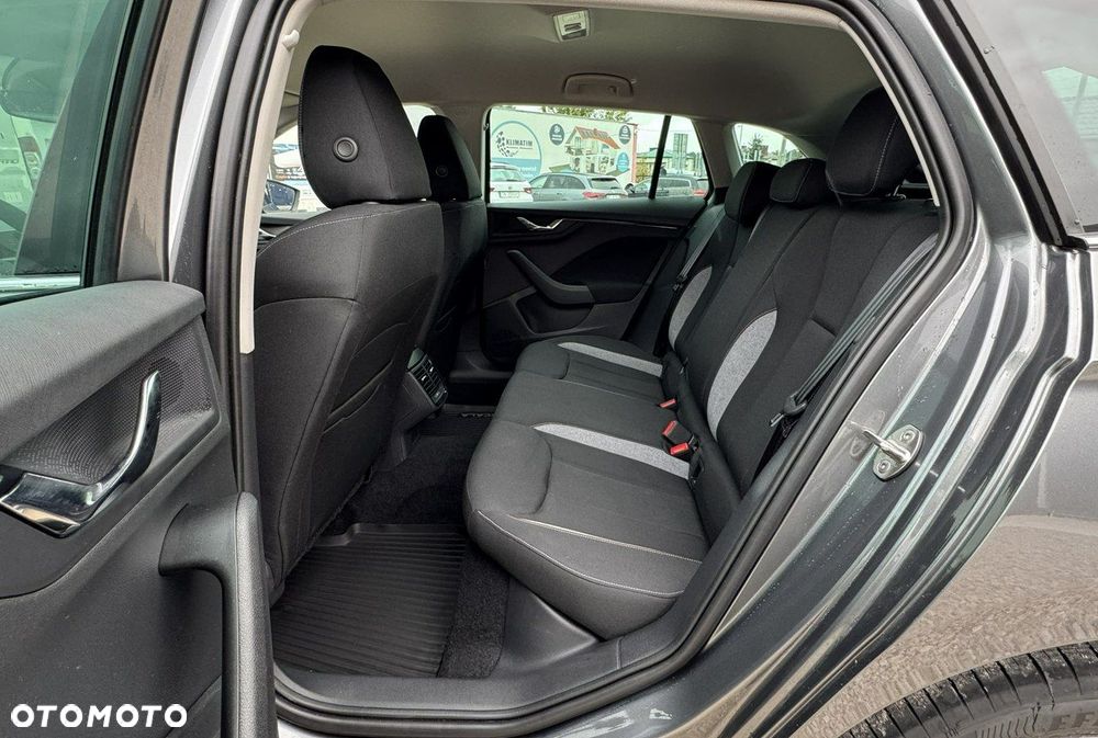 Skoda Scala 1.0 TSI Selection DSG - 15