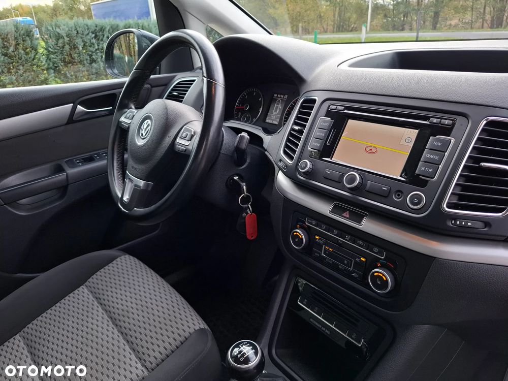 Volkswagen Sharan - 24