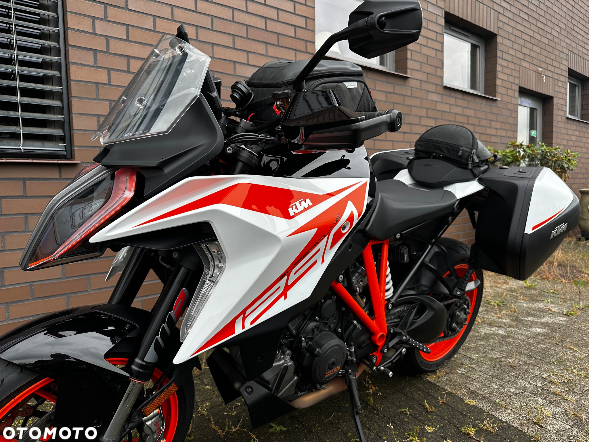 KTM Super Duke - 11