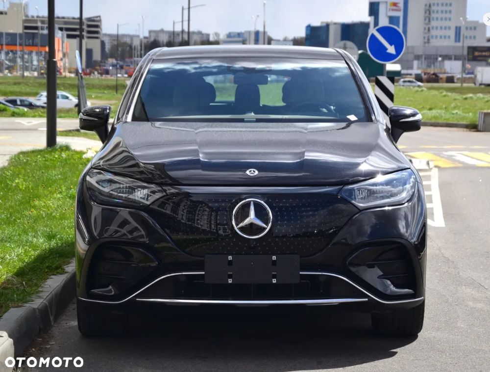 Mercedes-Benz EQE 500 4MATIC - 3