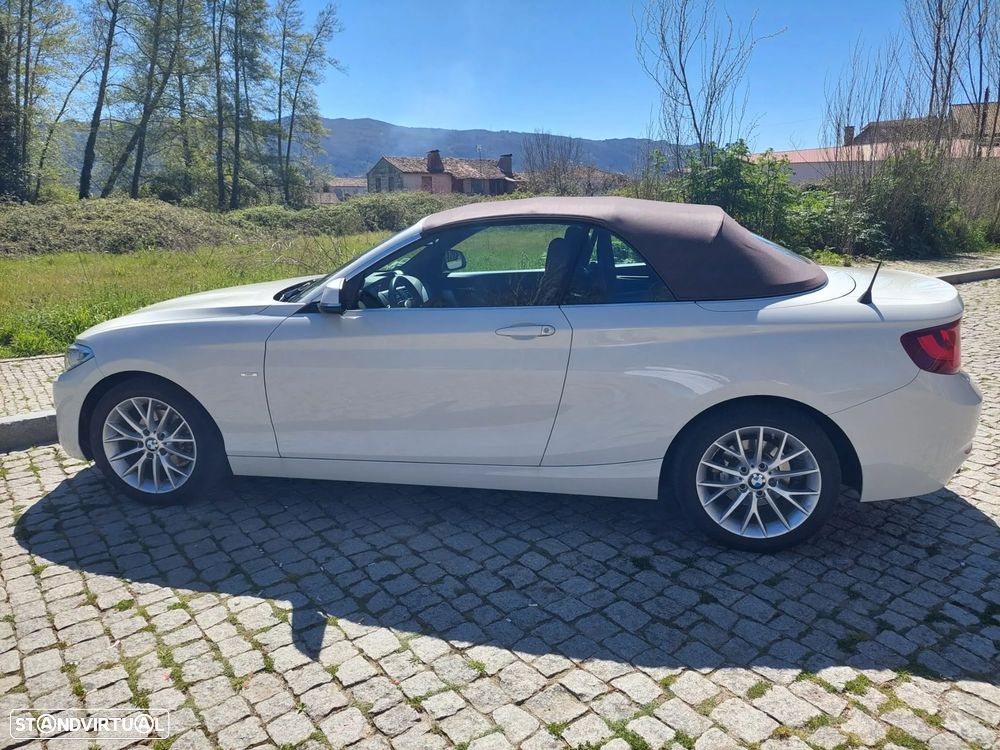 BMW 218 i Cabrio Line Luxury - 3