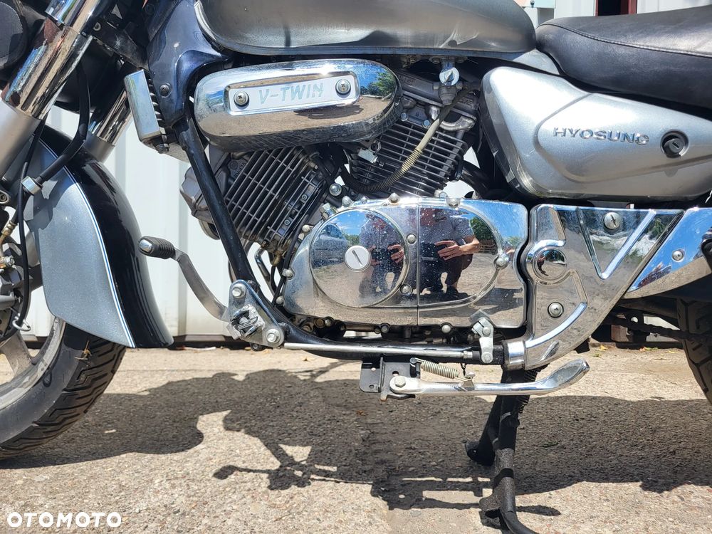 Hyosung GV - 13