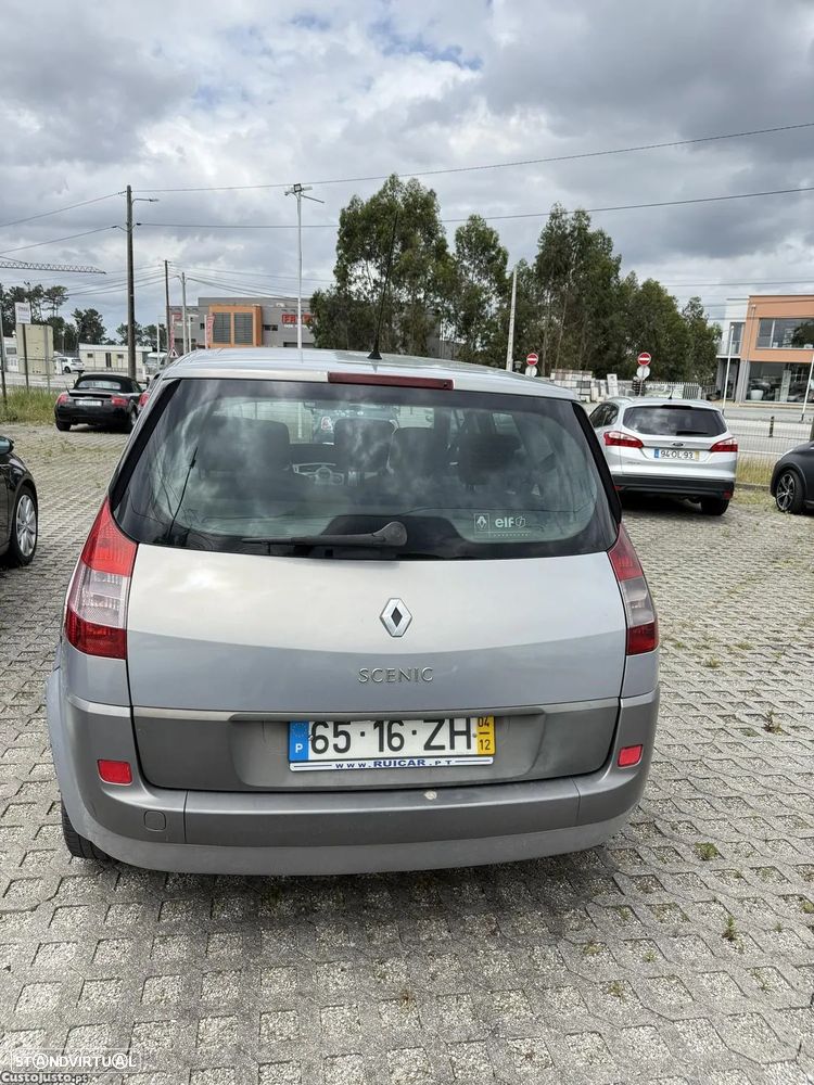 Renault Scénic 1.5 dCi Confort - 4