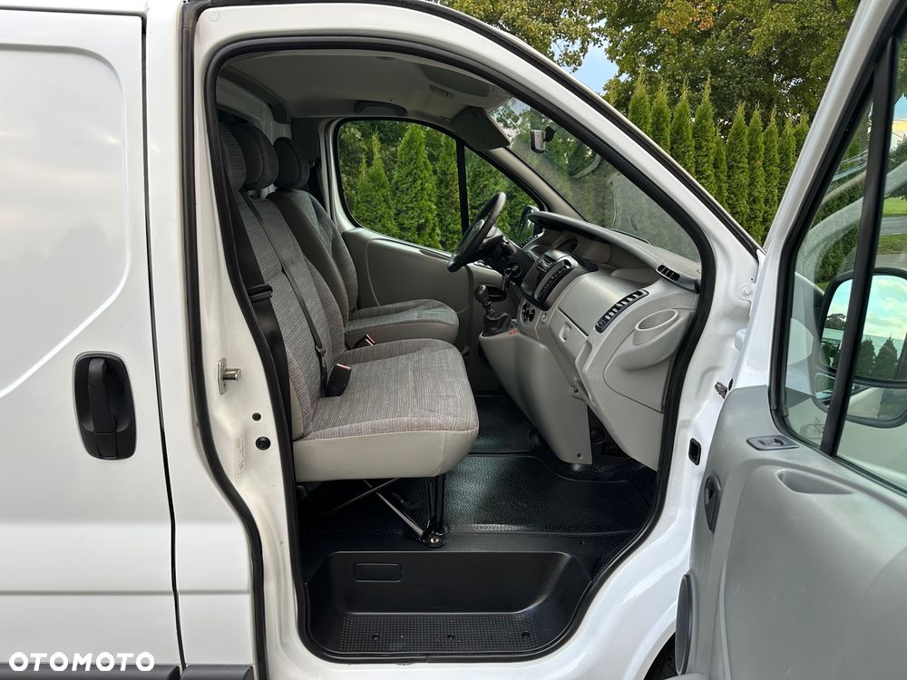 Renault Trafic - 13