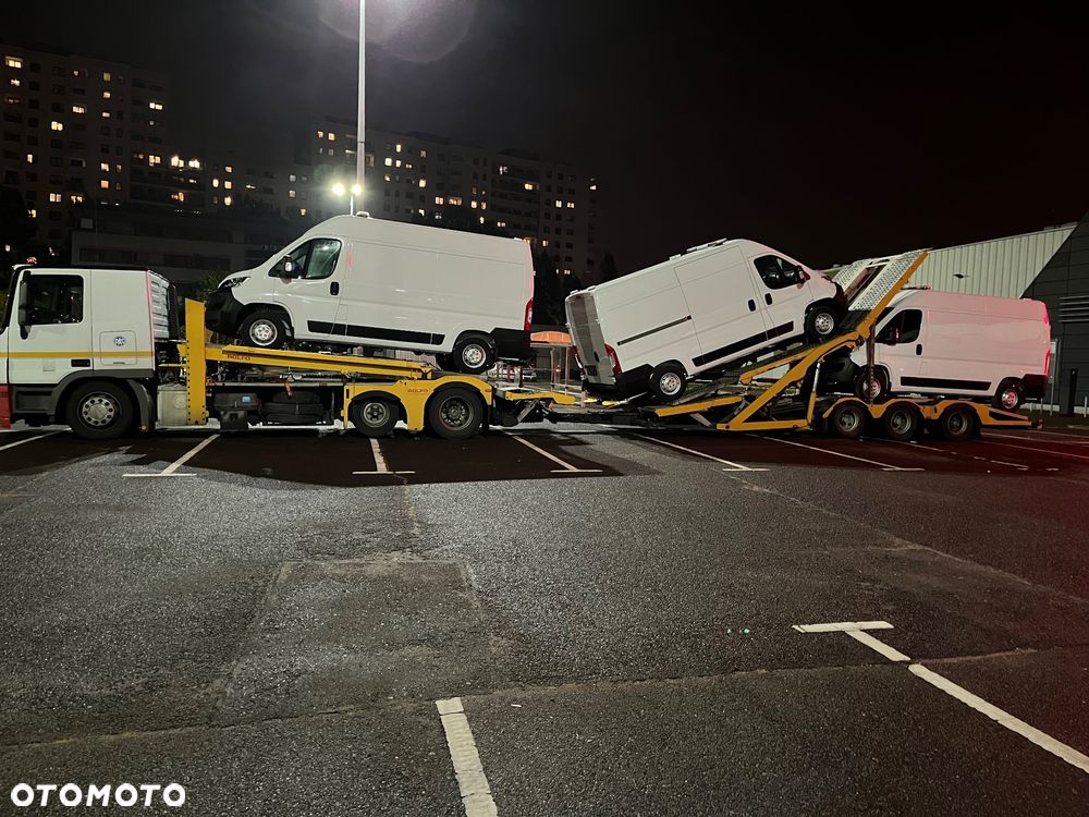 Mercedes-Benz Actros - 8