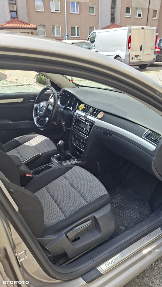 Skoda Superb - 5