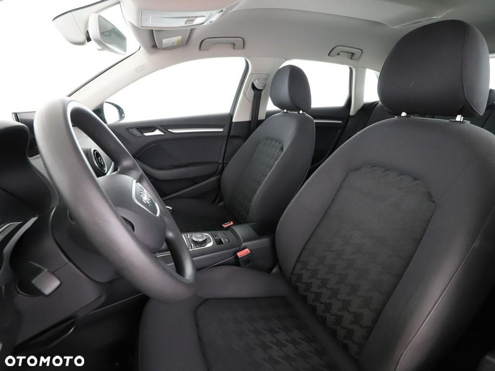 Audi A3 Sportback 2.0 TDI Attraction - 14