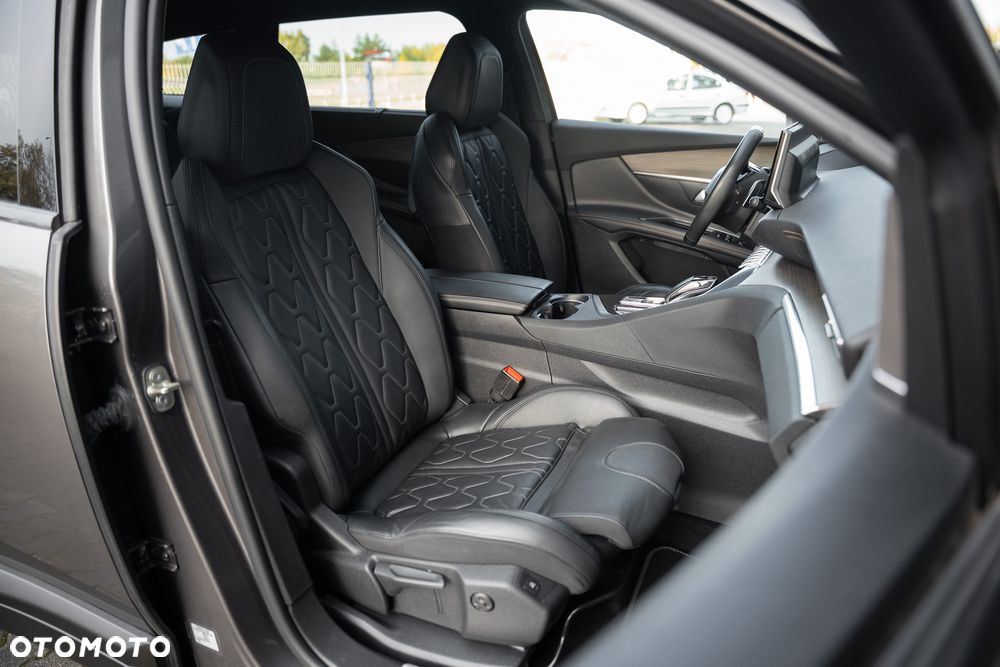 Peugeot 5008 BlueHDi 180 EAT8 GT - 26