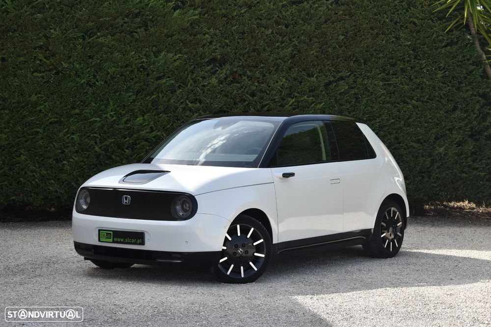Honda e Advance (17")