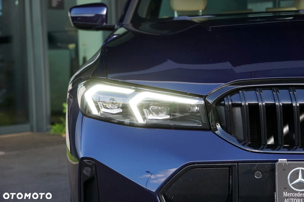 BMW Seria 3 330e PHEV M Sport - 15