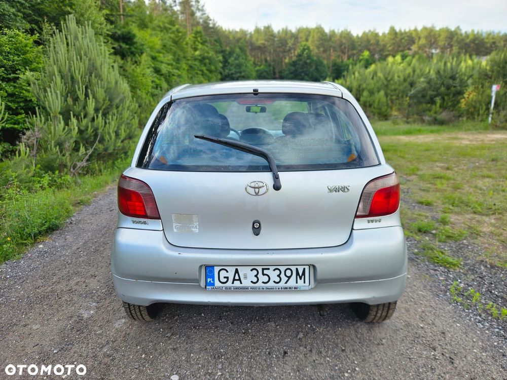 Toyota Yaris - 9