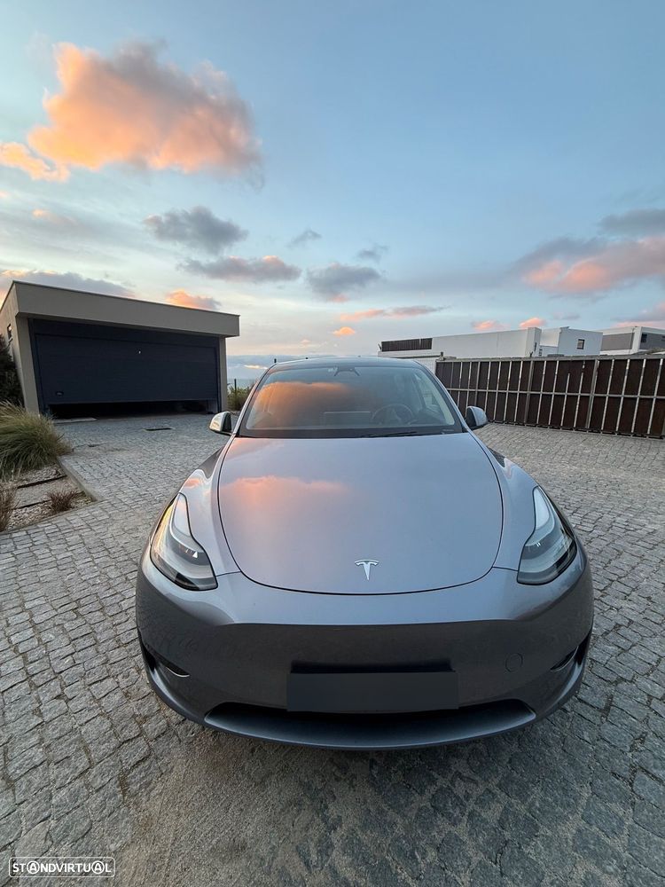 Tesla Model Y Tração Traseira - 2