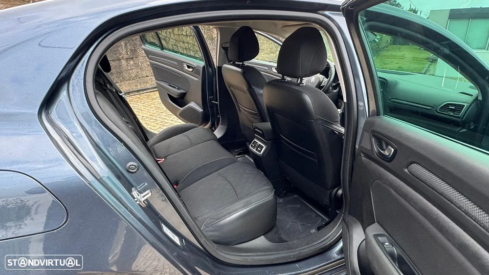 Renault Mégane 1.5 Blue dCi Limited - 5